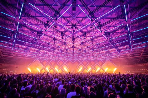 Amsterdam dance event. Oct 17, 2022 ... TikTok announces hub at Amsterdam Dance Event (ADE) ... #ElectronicMusic is one of our most popular music genres on TikTok, with almost 3 billion ... 