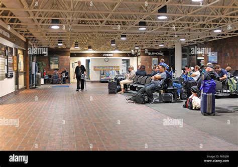 Amtrak station cleveland ohio. Amtrak. Four trains a day that arrive and depart in Cleveland every day. You can use Amtrak from over 500 sites. There are everyday discounts for kids, seniors and the … 