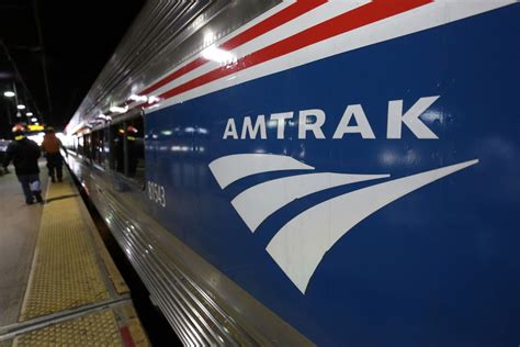 Amtrak temporarily suspends service between NYC and Albany