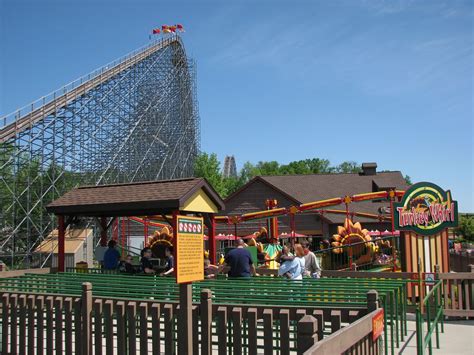 Amusement park in indiana holiday world. Things To Know About Amusement park in indiana holiday world. 