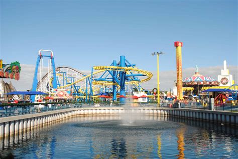 Amusement park themes. 3. Six Flags Magic Mountain. Things to do. Los Angeles. Six Flags delivers adrenaline-pumping thrills for strong-stomached visitors. While there are some gentle rides here, the park is most famous ... 