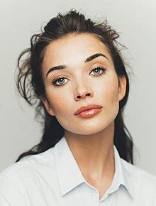 Amy Jackson - Wikipedia
