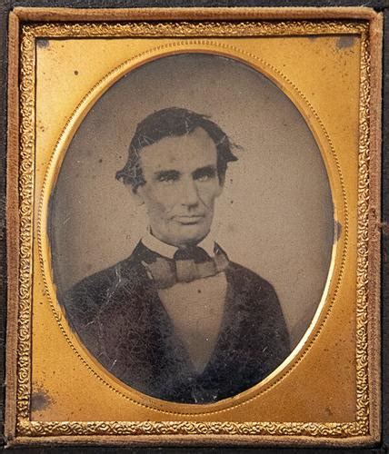 An Abe Lincoln photo made during his 1858 ascendancy has been donated to his museum in Springfield
