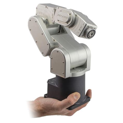 An Articulated Robotic Arm