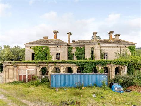 An Eerie Abandoned Mansion in the English Countryside Is for Sale