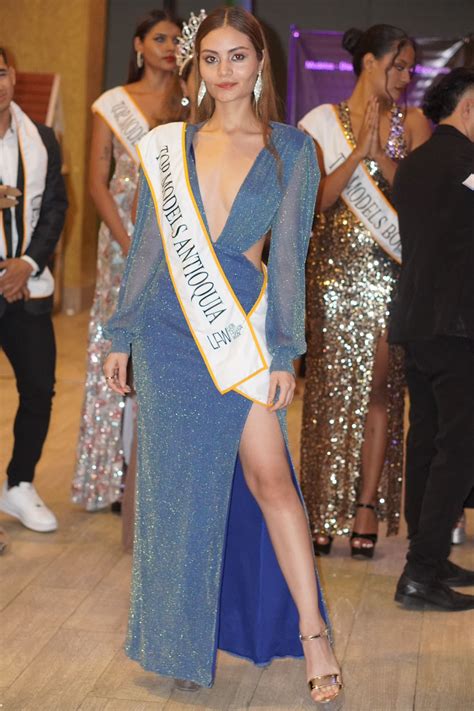 Ana Mar&iacute;a Polvorosa