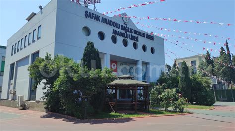 Anadolu ve Sağlık Meslek Lisesi Özel Şafak Okulları.
