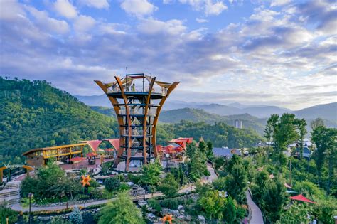 Anakeesta hours. Jul 11, 2023 · Anakeesta is a bit pricey to visit, but it’s not much more than the other chairlift rides in Gatlinburg. And with the activities that are included, we think it’s worth visiting Anakeesta. At the time of publication, Anakeesta is $35 for ages 12-59, $23 for kids 4-11, and $28 for seniors 60 and older. 