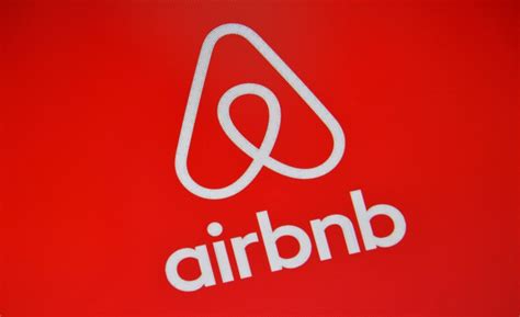 Analyst warning of local Airbnb collapse says Austin has more rentals than homes for sale