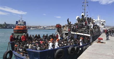 Ancora sbarchi, al vaglio dell’Ue lo stato di emergenza - Il Sole …