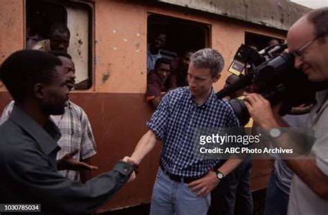 Anderson Cooper Messenger Kinshasa