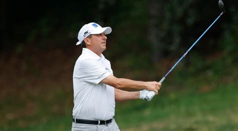 Andrade, O’Neal, Broadhurst share lead at Regions Tradition; Stricker 1 back