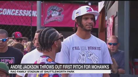 Andre Jackson Jr. returns home to throw out first pitch at Mohawks game