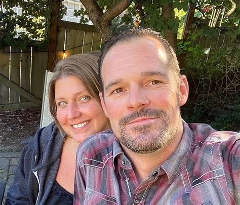 Andrea rosewicz and paul prowant. Paul Richard Prowant, 55 of Avon Lake, OH passed away Sunday, April 10, 2022, after a horrific, tragic accident; being hit while walking with his partner Andrea by a drunk driver in East Peoria, IL. 