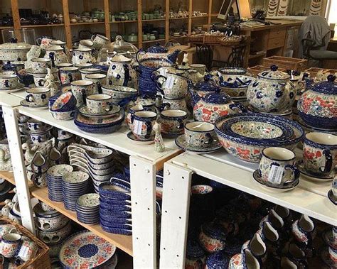 Andy Polish Pottery Factory (Boleslawiec)