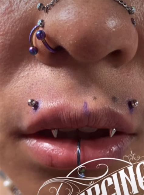Angel fangs piercing. Angel fangs are typically placed closer to the center of the upper lip, while angel bites are usually positioned further out towards the corners of the mouth. This difference in placement can affect the overall look and feel of the piercing, with angel fangs drawing more attention to the center of the face and angel bites … 