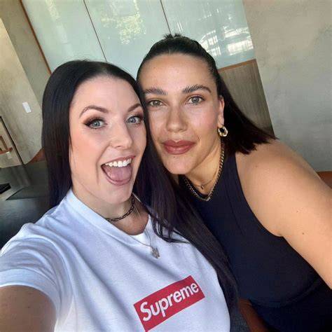 Angela White With Fans Xxx Video