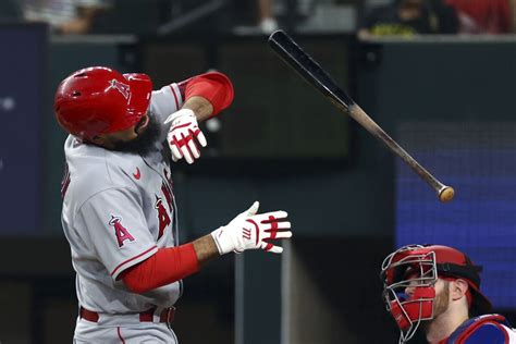 Angels winning despite aches and pains; Rendon among injured infielders
