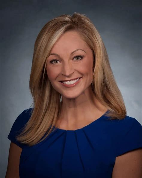 Angie Hendershot is an American Journalist and News Anchor laboring at ABC12 News. The Emmy Award-winning journalist was a correspondent at WLNS TV Station. You can catch her at 5, 6 and 11 pm. Angie Hendershot Age and Birthday