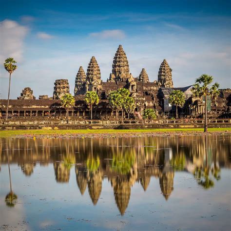 The relationship between Phnom Kulen and Angkor Wat—where urban centers are defined by a monumental temple at the center—suddenly became apparent: “They have the same fundamental elements .... 