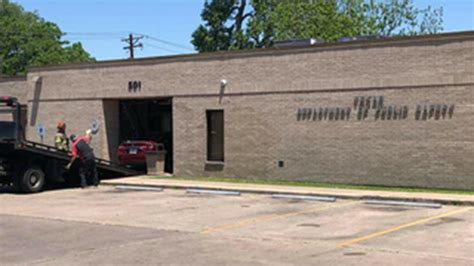 It offers various services to the community, including driver's license and vehicle registration processing. The office is open on Mondays from 8 am to 5 pm and Tuesdays through Fridays from 8 am to 12 pm. For inquiries, individuals can reach the office at 816-331-9400. Belton License Office/DMV. Location: Belton, Missouri..