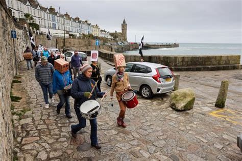 Angry Fowey residents