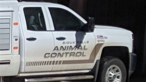 Animal control sioux city. Things To Know About Animal control sioux city. 