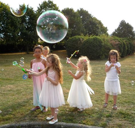 Animatrice événementielle pour enfants. Mariage,