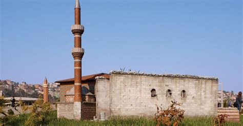 Ankara'nın Polatlı ilçesinin Yassıhöyük köyü, 4 bin yıllık bir tarihe ev sahipliği yapıyor.