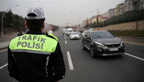 Ankara'da bugün bazı yollar trafiğe kapatılacak - Son Dakika Haberleri
