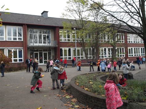 Anmeldeformular Grundschule - grundschule.mcs-bochum.de