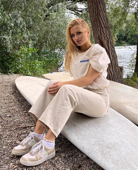 Anna Hafner (Anna_Hafner_) Onlyfans Leaked 🍌 +18