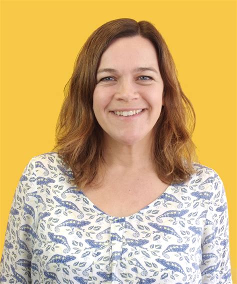 Anna Milbourne Ucuzkitapal.