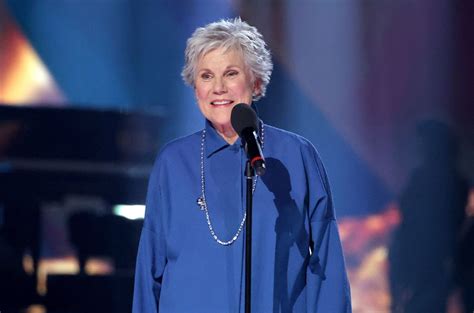 Anne Murray FAQs 2025
