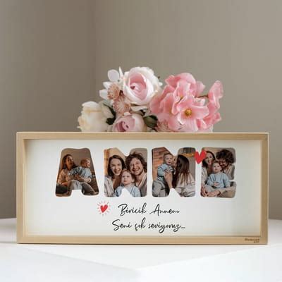 Anneye Hediye Önerileri Mutlu Tablo. 