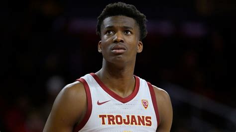 Another USC basketball player had cardiac arrest at practice a year ago. Here’s what happened