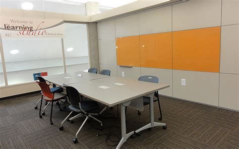 Auraria Library has 12 group study rooms that m