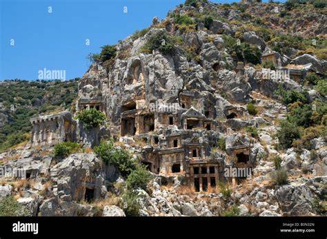 Antalya Demre En Yakin terapi halı yıkama