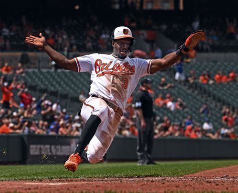 Anthony Santander’s homer and catch, Kyle Bradish’s stellar start lead Orioles past Mariners, 3-2, for series win