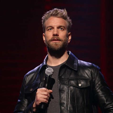 Anthony jeselnik age. Tom Johnson, a writer and stand-up comic with credits including "The Daily Show" and "The Jeselnik Offensive," has died at the age of 55. In a statement Friday, his family said he died at his home ... 