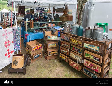 Antique Flea Market - Jun 25, 2024