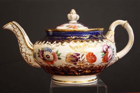 Antique Teapots - 582 For Sale on 1stDibs