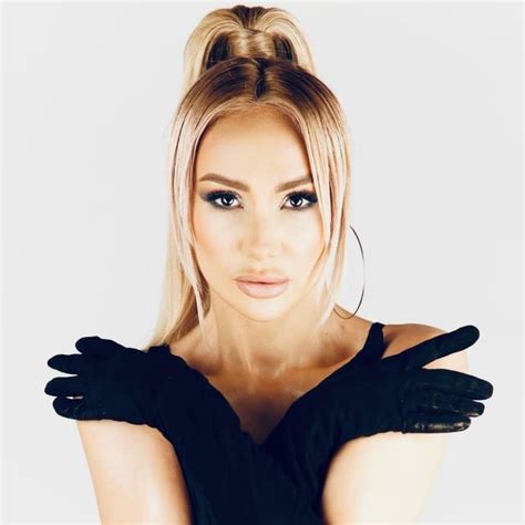 Profile picture of Antonetta Shields