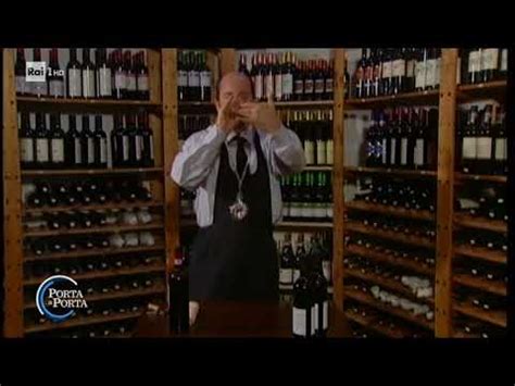 Antonio Albanese Sommelier - Porta a porta 22/11/2017 - YouTube