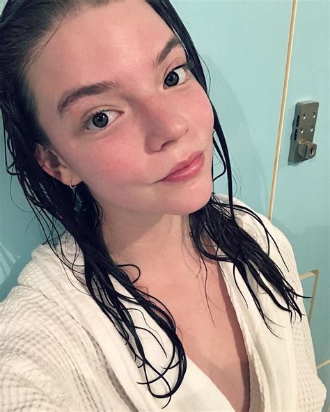 Anya taylor joy tits. 9 Replies Full archive of her photos and videos from ICLOUD LEAKS 2023 Here Anya Taylor-Joy’s straight chillin’ in the bath, snappin’ a selfie with bubbles coverin’ up her bare tits. Instagram: https://www.instagram.com/anyataylorjoy/ Anya Taylor-Joy & Malcolm McRae are Out and About in Los Angeles (22 Photos) 3 Replies 