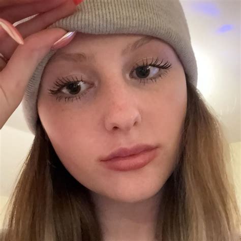 Anya.Truax Onlyfans Leak +18 💋 240 Pics