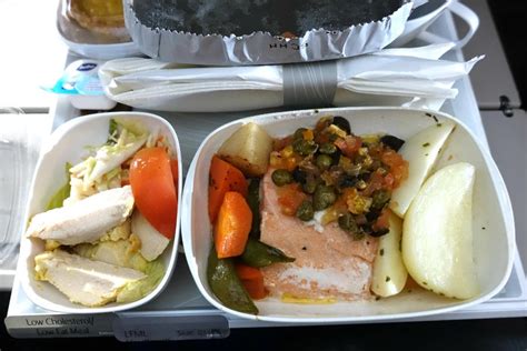 Anyone tried the Bland Meal option on Emirates? : …