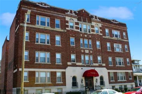 Recommended. Photos. Table. Multi Family Home for sale in Detroit, MI: Value add 24 unit apartment building. Centrally located this building offers 10-minute access to Downtown, close proximity to major grocers and public transportation.