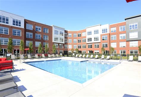 Apartment complex fairfield ct. 2% of apartment in Fairfield, CT cost between $1,501-$2,000. Rentals priced between > $2,000 represent 76% of apartments. Approximately 15% of Fairfield’s apartments cost in the $1,001-$1,500 price range. 7% of rental apartments are priced between $701-$1,000. ... After weeks of intense searching one apartment complex looks just like the ... 