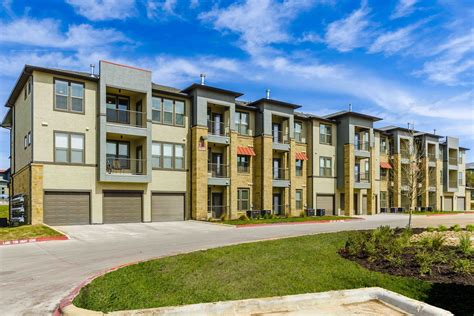 Apartment complex in texas. Things To Know About Apartment complex in texas. 
